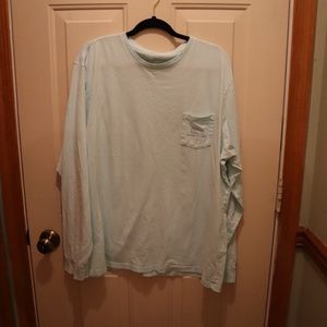 Vineyard vines tee